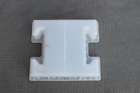 塑料連鎖磚模具的重量是決定它質(zhì)量好壞的主要因素嗎？